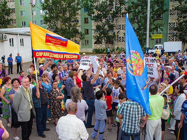 Митинг в микрорайоне Бабаевского 